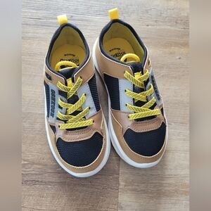 OshKosh B'gosh Navy, Tan and Yellow Kids Slip On Sneakers